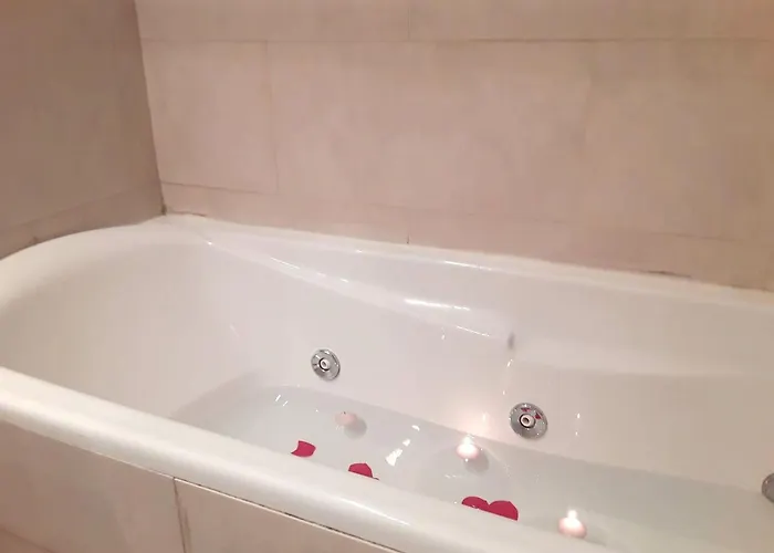 펜션 Comfortable In 67 M² Near The Centre