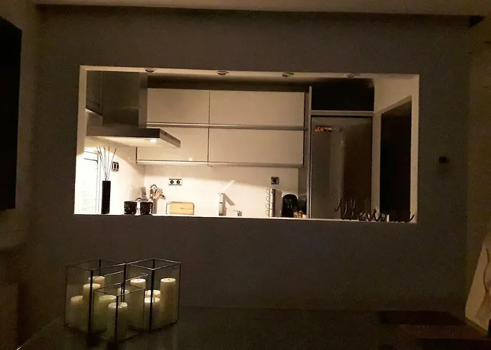 펜션 Comfortable In 67 M² Near The Centre