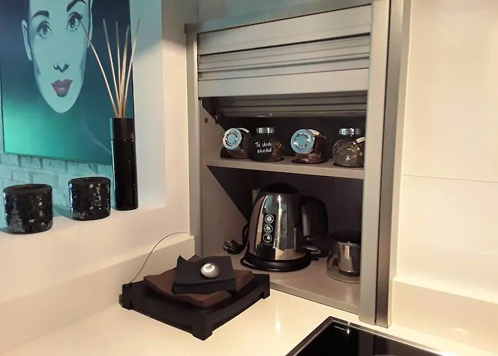 펜션 Comfortable In 67 M² Near The Centre 사라고사